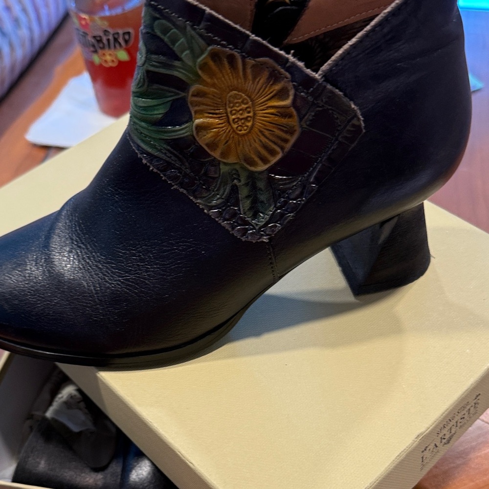 Spring Step Black Leather Floral Heeled Boots